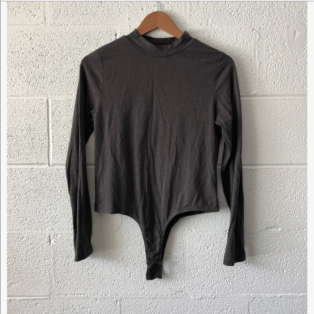 Splash grey high neck bodysuit sz: XL NWOT